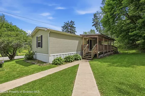 1399 State Route 367, Laceyville, PA 18623