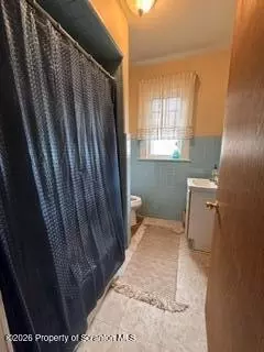 Entry Way - 540 Wheeler Ave, Scranton, PA 18510 photo 5 of 10