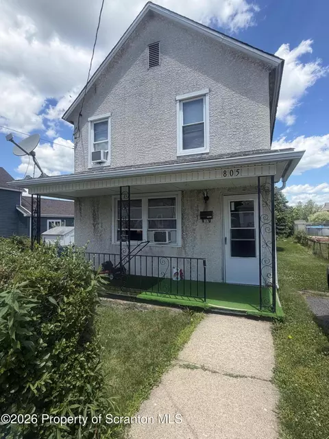 805 Throop St, Dunmore, PA 18512