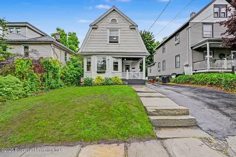 933 Fisk St, Scranton, PA 18509