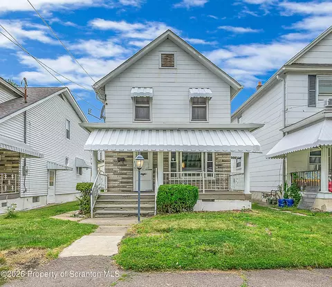 527 Morgan St, Dickson City, PA 18519