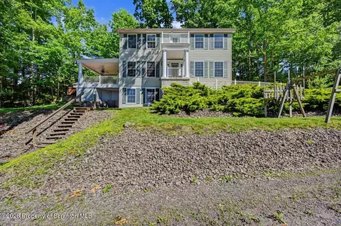 155 Baylors Lake Rd, Nicholson, PA 18446