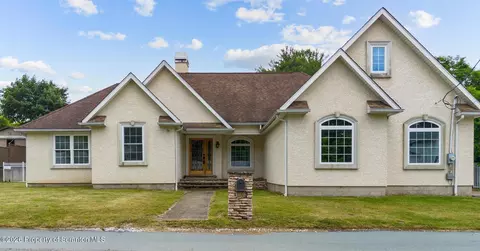 116 Forge St, Old Forge, PA 18518