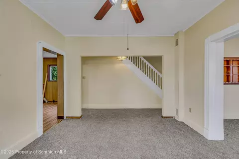 715 E Drinker St, Dunmore, PA 18512 photo 18
