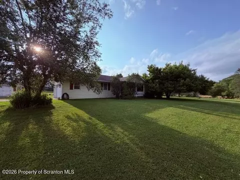 207 Lynn Dr, Springville, PA 18844