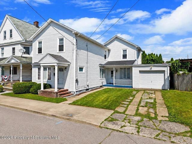13 Fulton St, Pittston, PA 18640