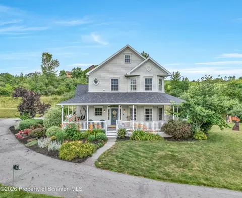 13024 Lower Maple Dr, Clarks Summit, PA 18411