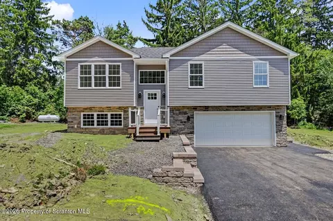 13 Kozel Ln, Scott Twp, PA 18411