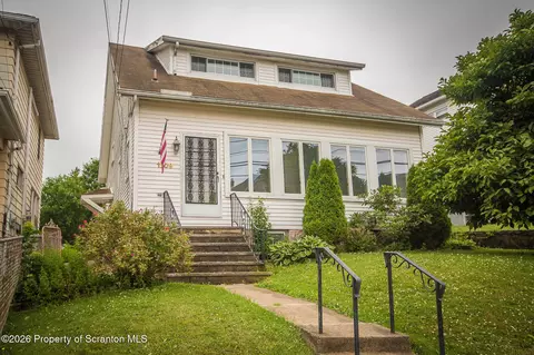 1209 S Irving Ave, Scranton, PA 18505