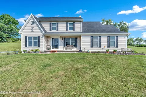 726 Post Hill Rd, Falls, PA 18615