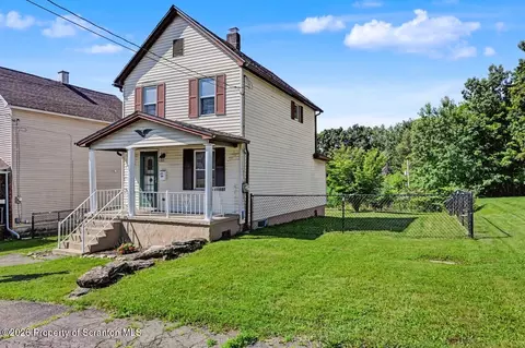 839 Price St, Dickson City, PA 18519