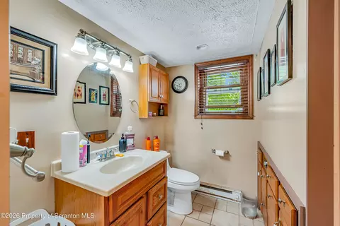 Bath - 1213 Mowry St, Old Forge, PA 18518 photo 3 of 4