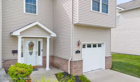 1232 Bryn Mawr St, Scranton, PA 18504