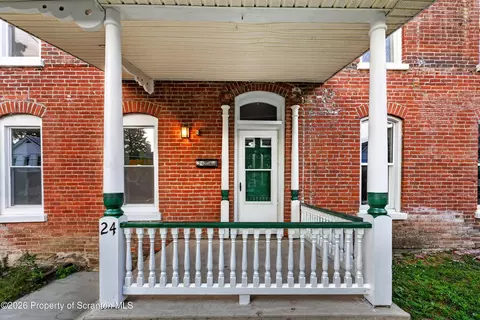 24 Slocum Ave, Tunkhannock, PA 18657