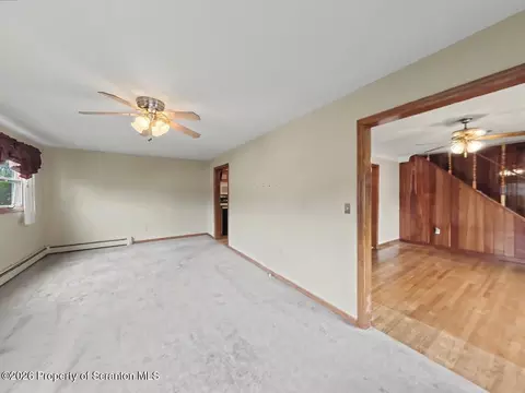 Living - 101 Diane St, Eynon, PA 18403 photo 6 of 9