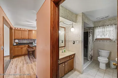 Entry Way - 101 Diane St, Eynon, PA 18403 photo 1 of 2
