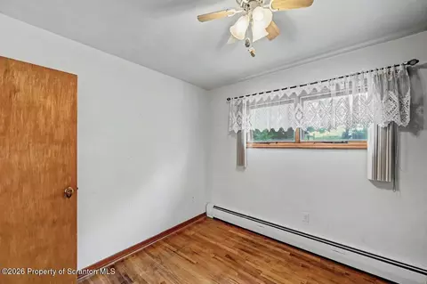 Bedroom - 101 Diane St, Eynon, PA 18403 photo 4 of 11