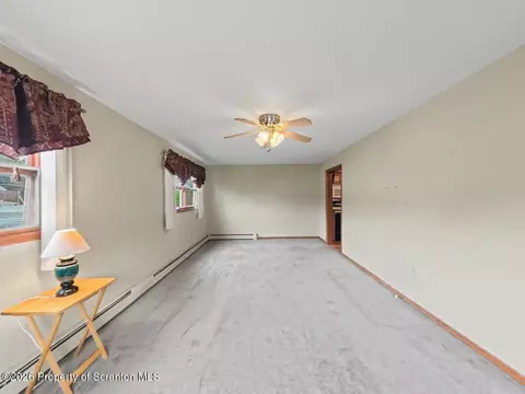 Living - 101 Diane St, Eynon, PA 18403 photo 7 of 9