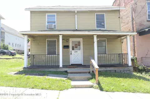 816 Moosic St, Scranton, PA 18505