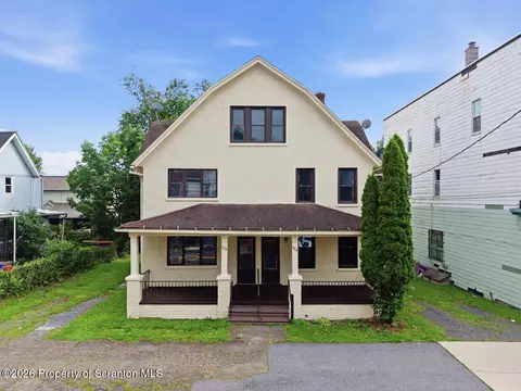 924-926 Green Ridge St, Scranton, PA 18509