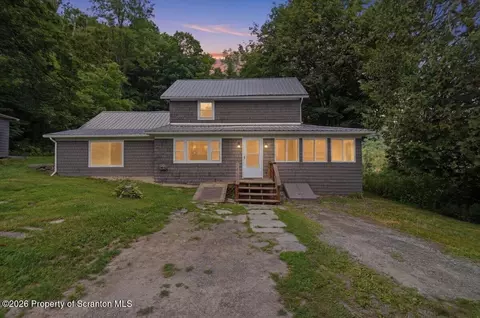 287 High St, Hop Bottom, PA 18824