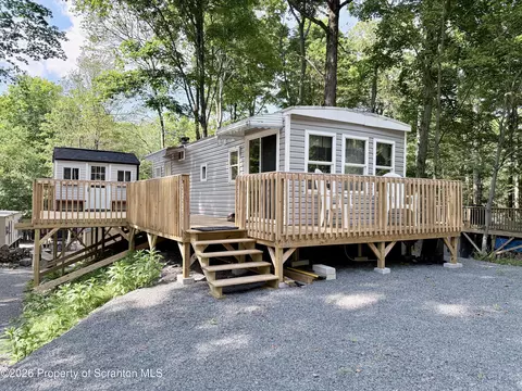 148 Birch Ter, Covington Twp, PA 18424