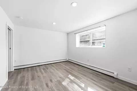 Bedroom - 2402 Dimmick Ave, Scranton, PA 18509 photo 6 of 9