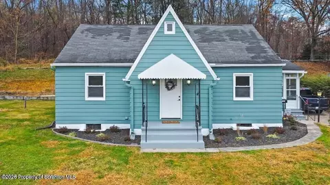 1251 Shoemaker Ave, West Wyoming, PA 18644