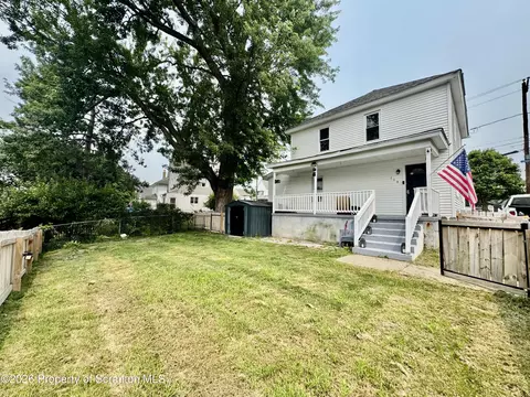 119 Reeves St, Dunmore, PA 18512