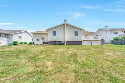 715 4th St, Eynon, PA 18403 photo 8