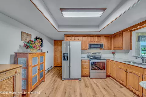 715 4th St, Eynon, PA 18403 photo 15