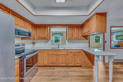 715 4th St, Eynon, PA 18403 photo 14