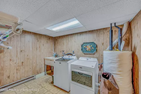 715 4th St, Eynon, PA 18403 photo 35
