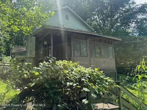 2711 Frink St, Scranton, PA 18504