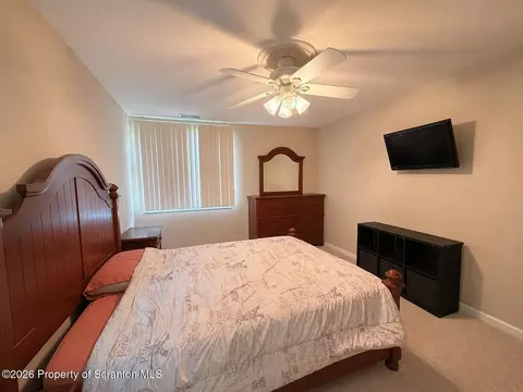 1200 Summit Pointe Dr, Scranton, PA 18508 photo 7