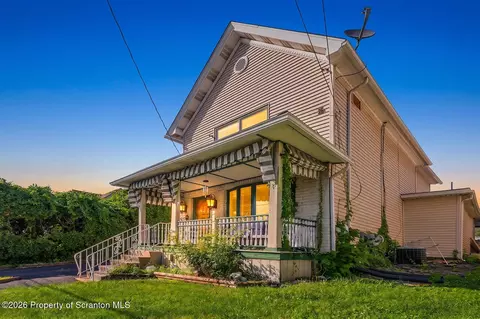 305 Cherry St, Dunmore, PA 18512