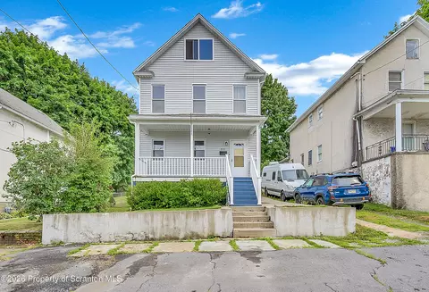 2117 S Webster Ave, Scranton, PA 18505