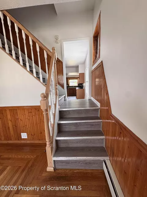 Entry Way - 628 Main St, Duryea, PA 18642 photo 5 of 6