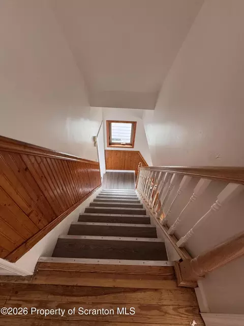 Entry Way - 628 Main St, Duryea, PA 18642 photo 6 of 6