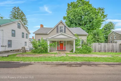 499 Cherry St, Montrose, PA 18801