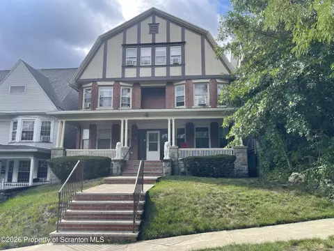 211 Arthur Ave, Scranton, PA 18510
