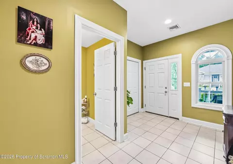 Entry Way - 105 Forest Dr, Eynon, PA 18403 photo 2 of 4