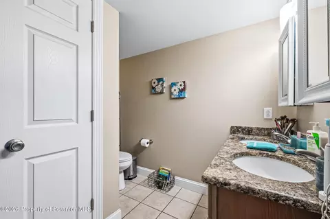 Bath - 105 Forest Dr, Eynon, PA 18403 photo 1 of 5