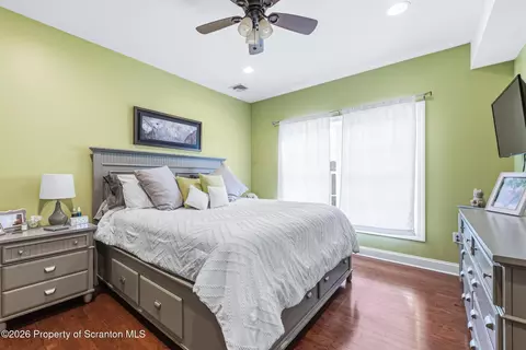 Bedroom - 105 Forest Dr, Eynon, PA 18403 photo 1 of 9