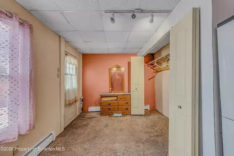 Bedroom - 1019 Mark Ave, Scranton, PA 18510 photo 5 of 11