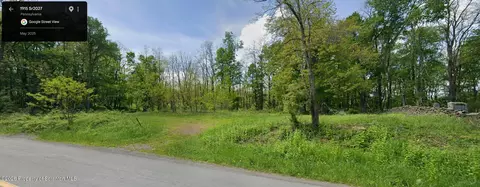 1915 Lyon St, Clifford Township, PA 18470