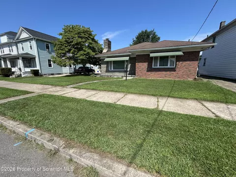 219 Lyndwood Ave, Wilkes Barre, PA 18706
