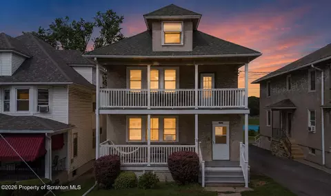 1711 Electric St, Dunmore, PA 18509