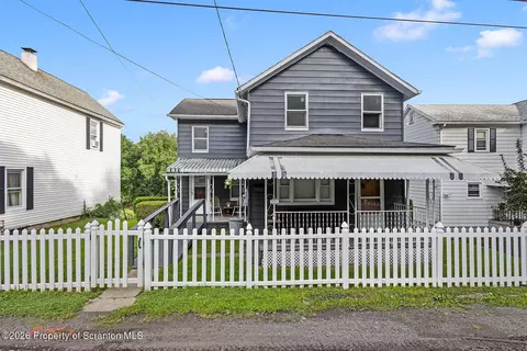 968 W Main St, Plymouth, PA 18651