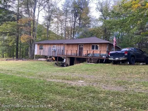 129 Scouten Brk Ln, Mehoopany, PA 18629